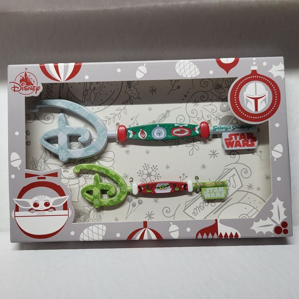 Disney Star Wars: The Mandalorian Holiday Collectible Key Set‎ NIB